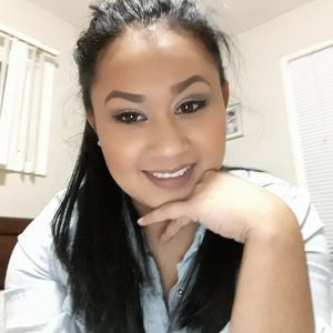 Meet your Posher, Noemi